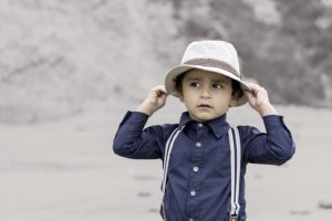 boy with hat 